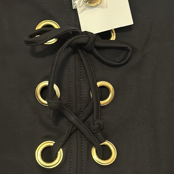 Black Ellington Dress
TUCKERNUCK - Picture 7 of 11